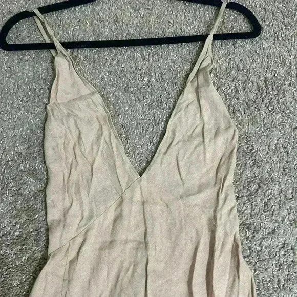 Reformation Cream Maxi Dress - Picture 2 of 11